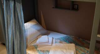 Хостел Sea Dreams Сочи Кровать в общем четырехместном номере для мужчин и женщин-5